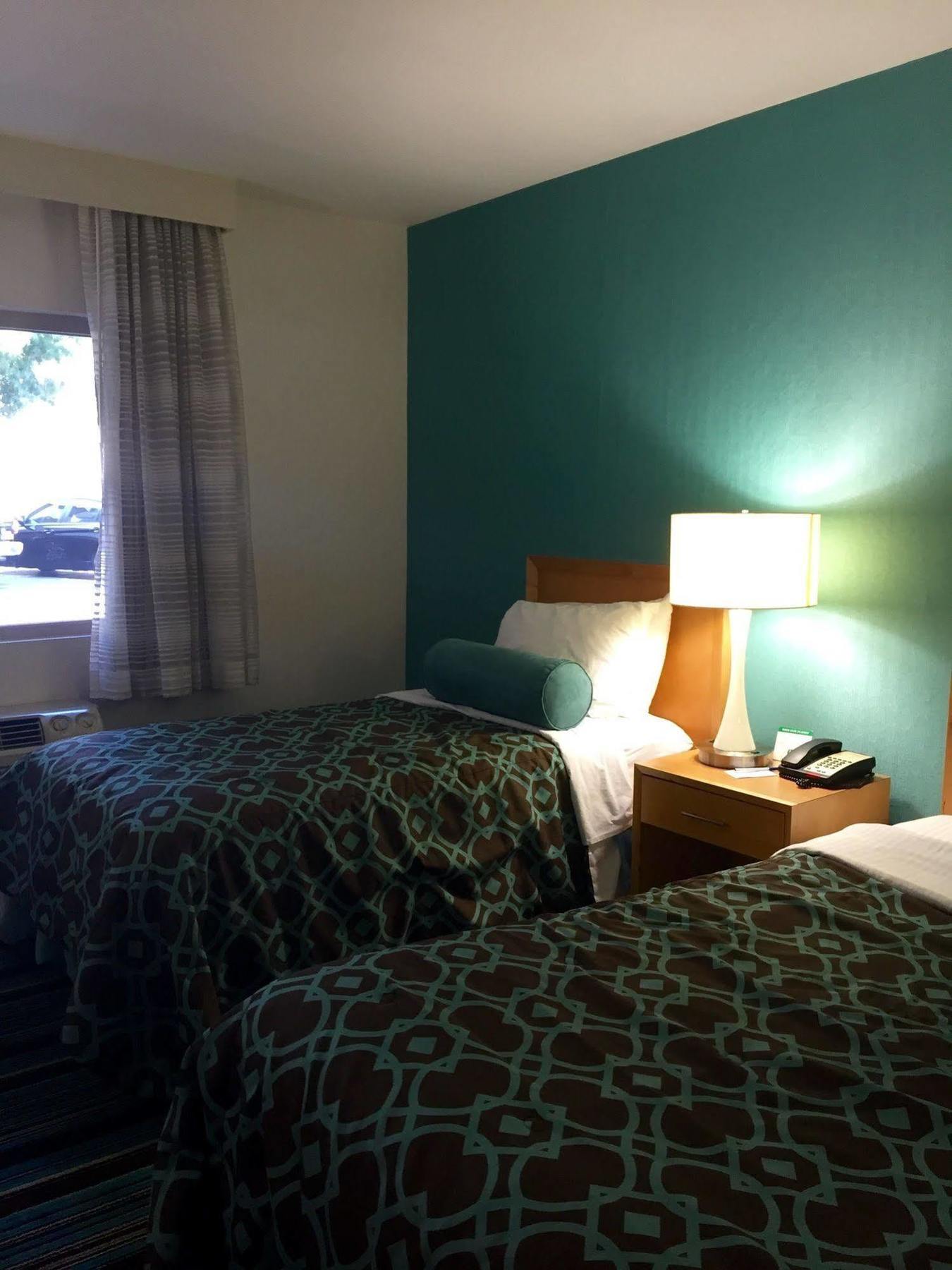 Good Nite West Angeles - Century 3*